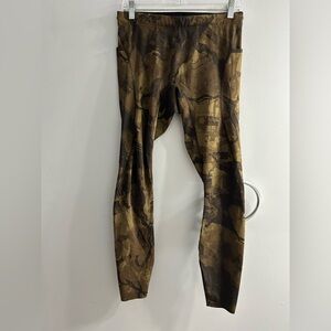Lululemon men’s Tight Stuff Tight Full-On Luxtreme Mmic Camo Map
